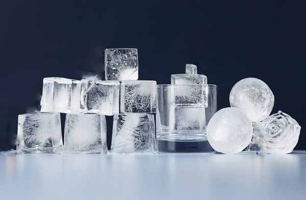 ice bubble سفید شدن یخ و حباب در یخ